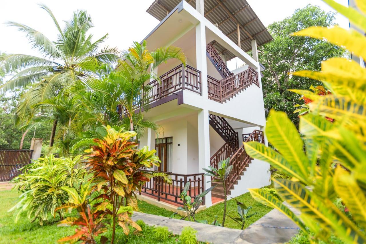 Shine Wave Turtle Beach Tangalle Bagian luar foto