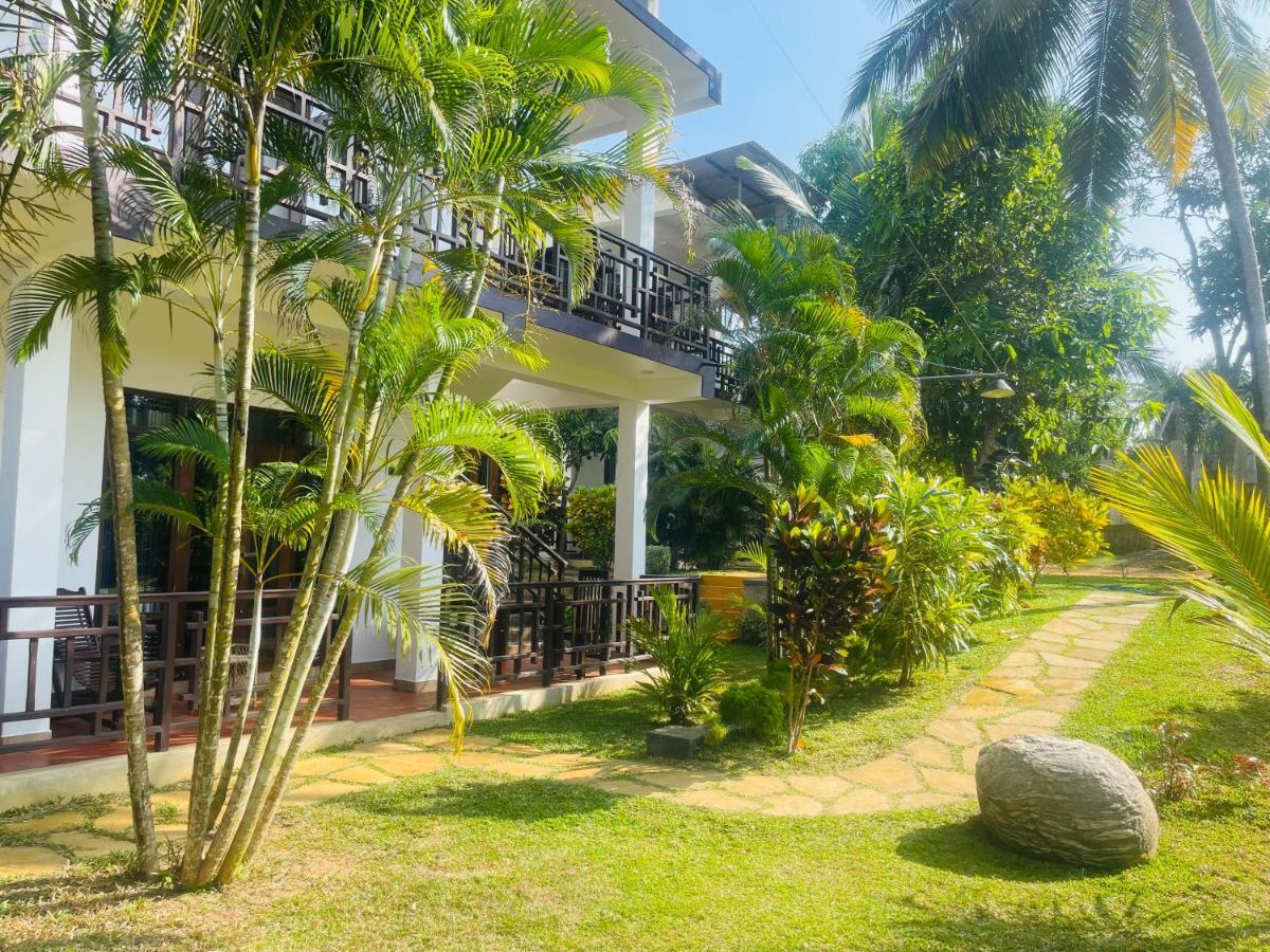 Shine Wave Turtle Beach Tangalle Bagian luar foto
