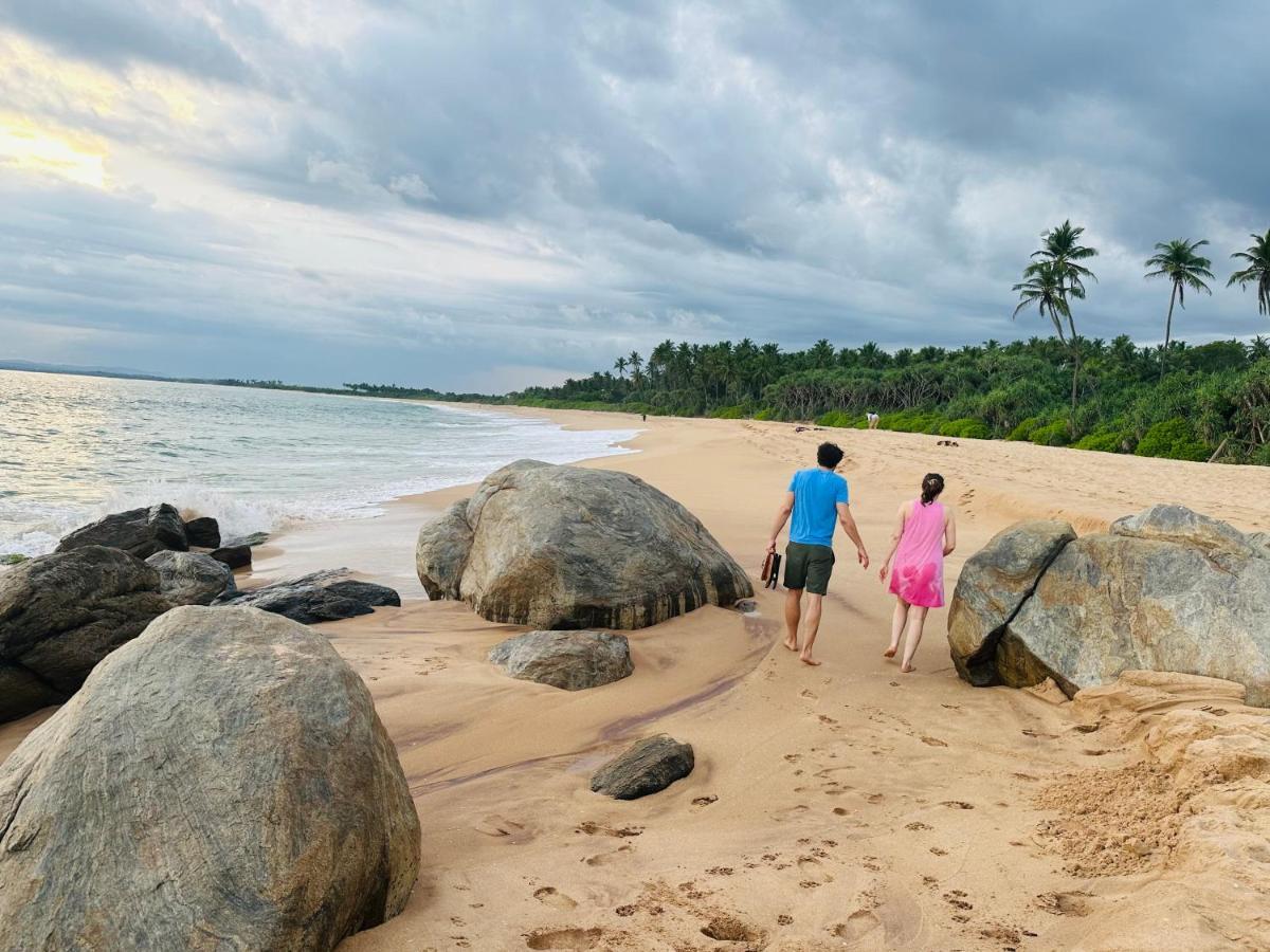 Shine Wave Turtle Beach Tangalle Bagian luar foto