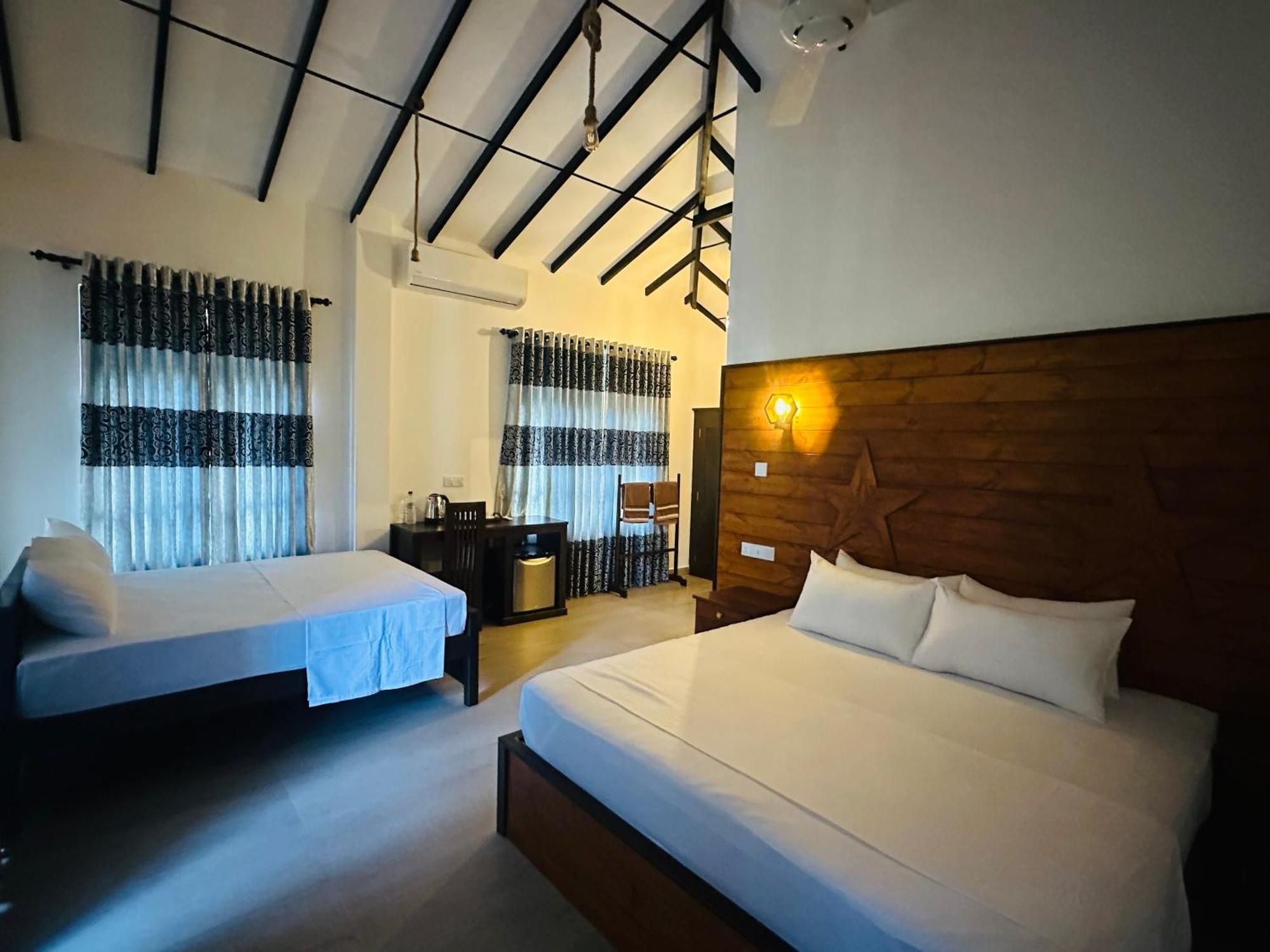 Shine Wave Turtle Beach Tangalle Bagian luar foto